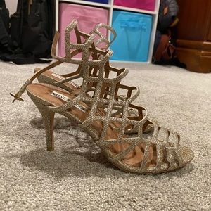 Steve Madden size 9.5 gold heels
